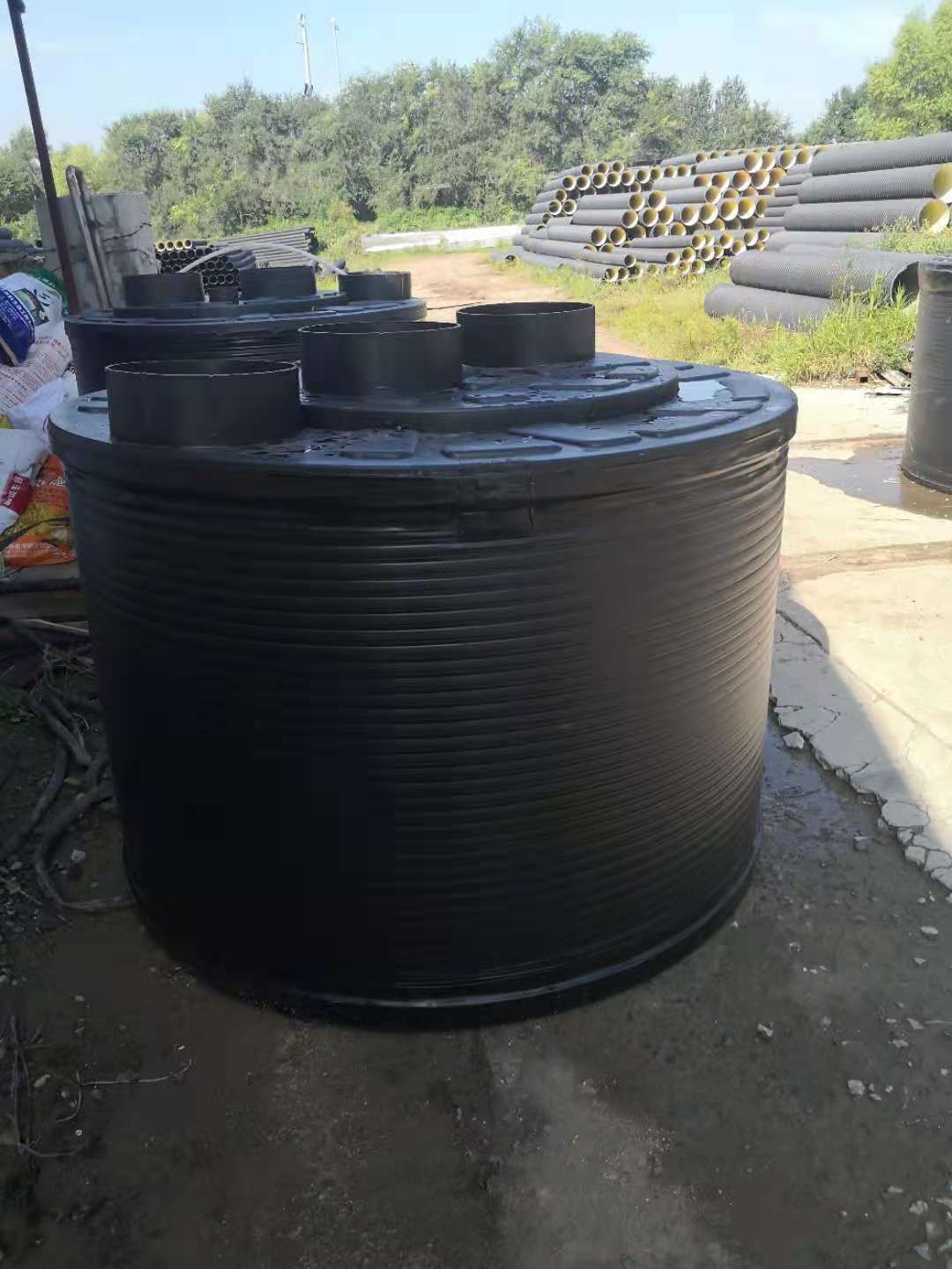 PE塑钢化粪池(图10) PE塑钢化粪池(图10)